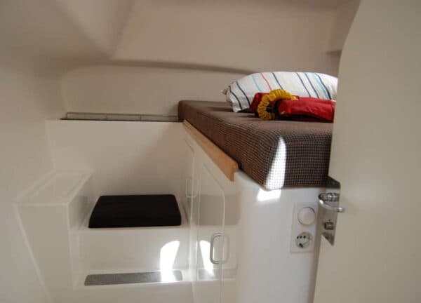 cabin catamaran voyage 440 charter mallorca