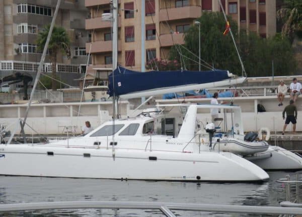 catamaran voyage 440 charter mallorca