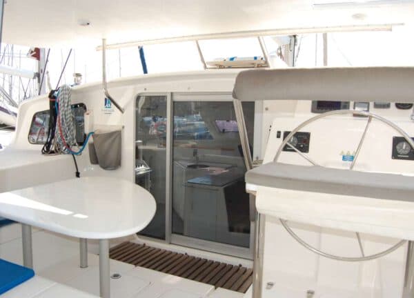 steering wheel catamaran voyage 440 charter mallorca