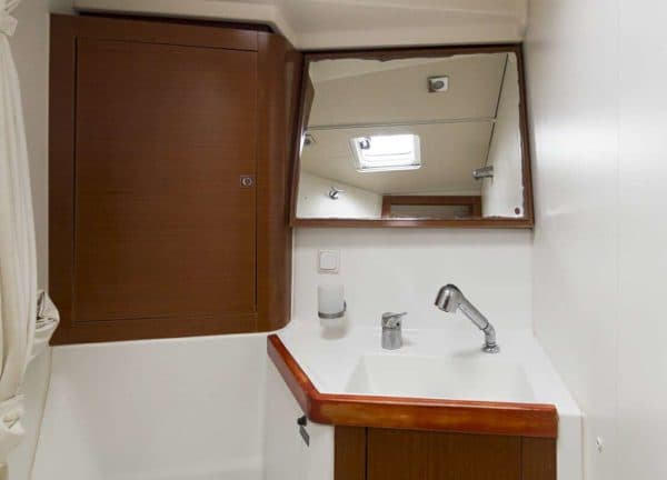 bathroom sailing yacht oceanis 41 2012 charter