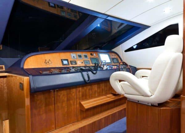 bridge motor yacht monte fino 78 mallorca