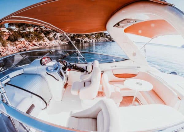 upperdeck motor yacht charter cranchi 42 gin tonic mallorca