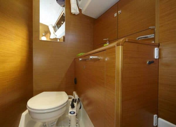 bathroom sailing yacht sun odyssey 439 mallorca