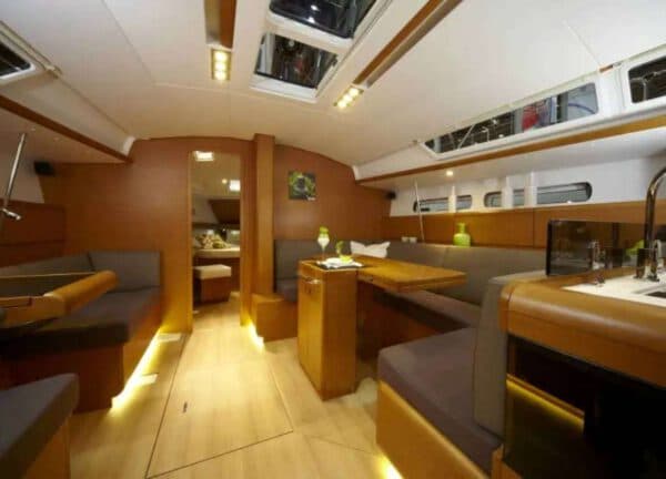 lounge sailing yacht sun odyssey 439 mallorca charter