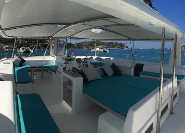 upperdeck catamaran voyage dc45 mallorca