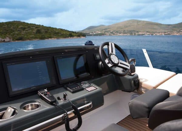 upperdeck motor yacht charter bavaria r40 mallorca