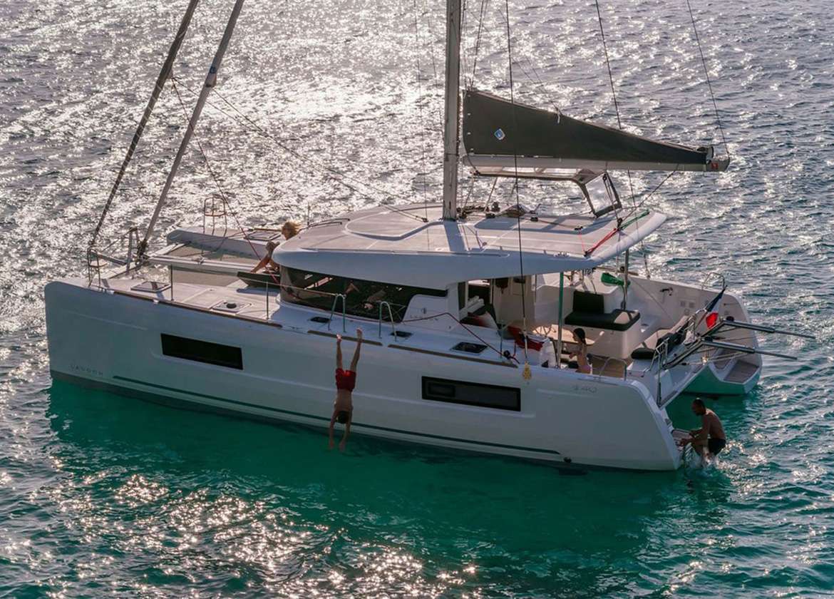 Katamaran charter lagoon 40 Mallorca