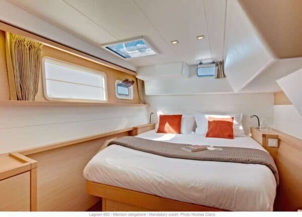 master cabin catamaran charter lagoon 450 f