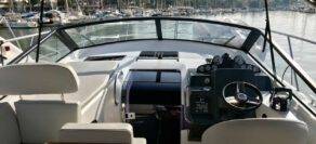 cockpit Motoryacht bavaria s36 open Mallorca