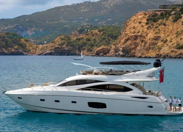 motor yacht charter sunseeker manhattan 70 ibiza