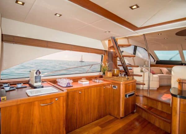 salon motor yacht sunseeker manhattan 66