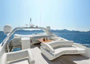 Oberdeck Motoryacht riva venere 75