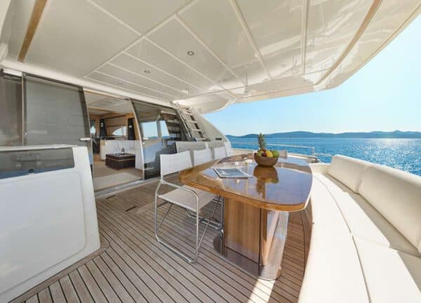 upperdeck motor yacht riva venere 75 ibiza