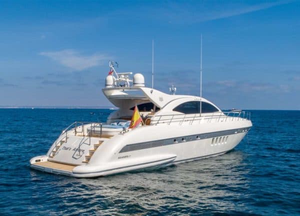 motor yacht mangusta 72 thats amore mallorca