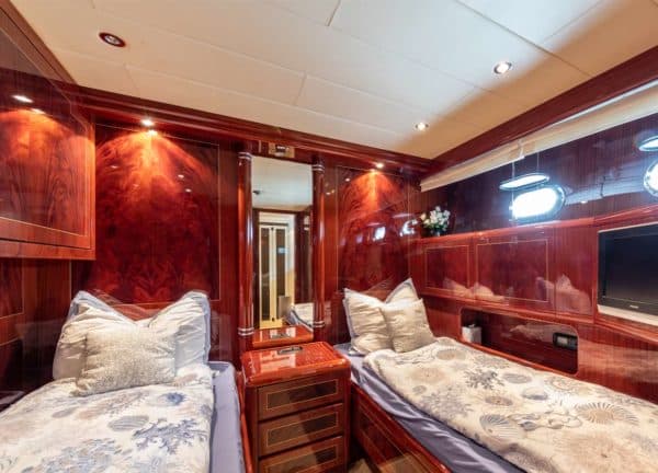 two bed cabin motor yacht mangusta 72 thats amore