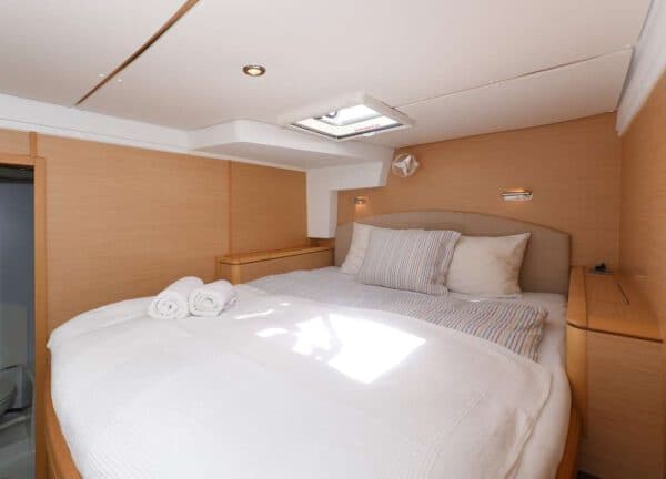 vip cabin catamaran lagoon 500 twin dolphins mallorca