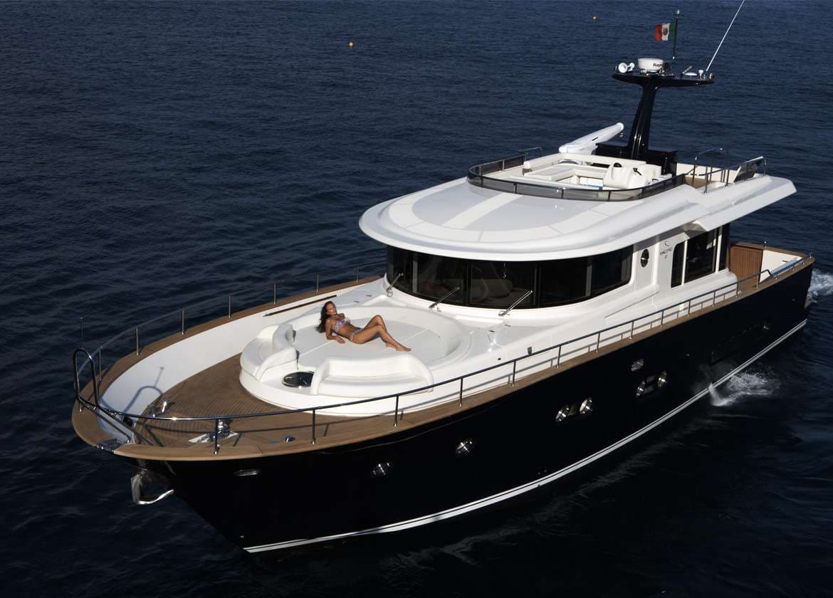 Motoryacht apreamare maestro 65 trabucaire charter