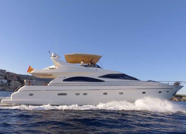 motor yacht astondoa 72 kitty kat mallorca