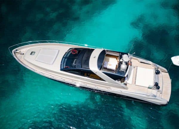 motor yacht riva 68 ego pendragon charter mallorca
