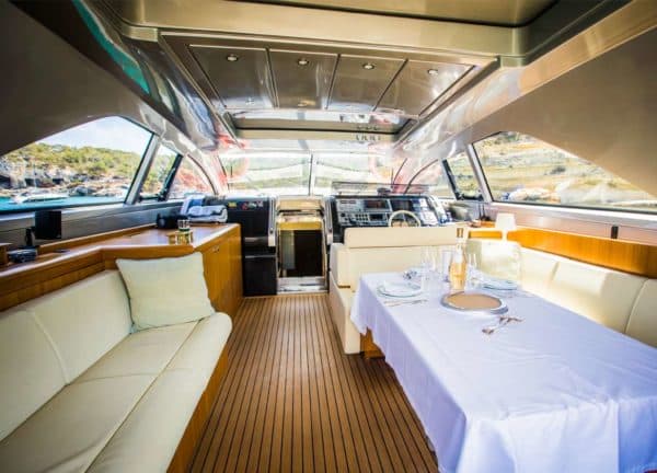 salon motor yacht riva 68 ego pendragon mallorca