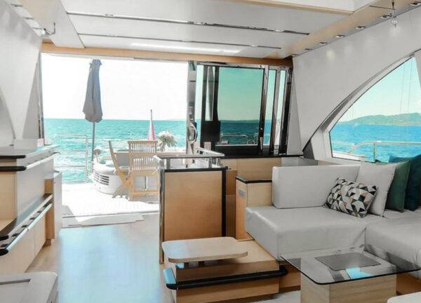 lounge motor yacht aicon 72 sl manzanos ii mallorca charter