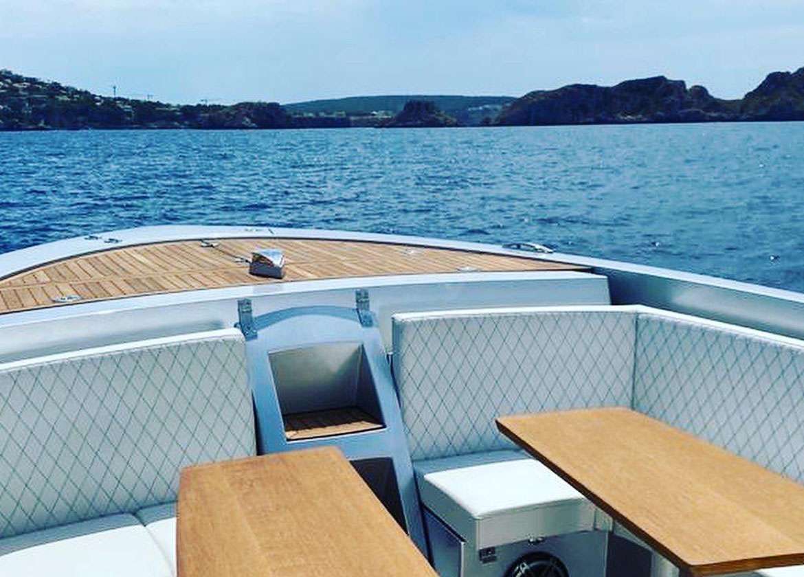 motor yacht charter frauscher 1017 lido jackie o mallorca upperdeck