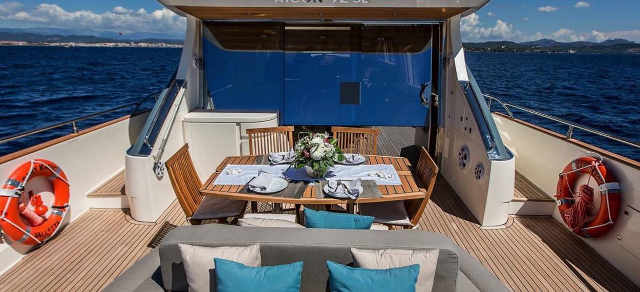 upperdeck motor yacht aicon 72 sl manzanos ii mallorca charter