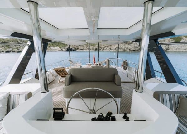 steering wheel motor yacht for charter mallorca las ninas