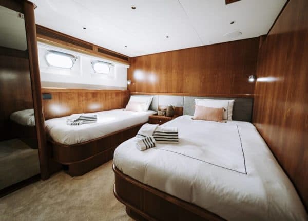 two bed cabin motor yacht mallorca las ninas