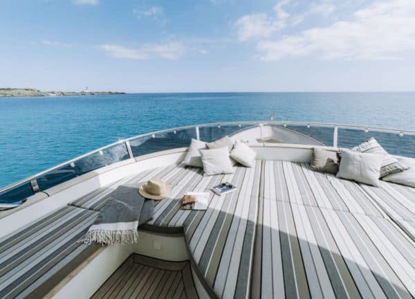 upperdeck motor yacht charter las ninas