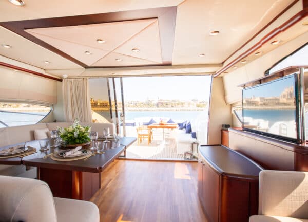 lounge luxury motor yacht sunseeker predator 72 nice toy 3