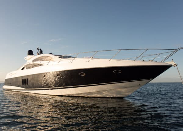 luxury motor yacht sunseeker predator 72 nice toy 3