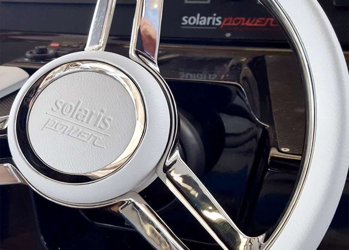 controls motor yacht solaris power 44 mallorca