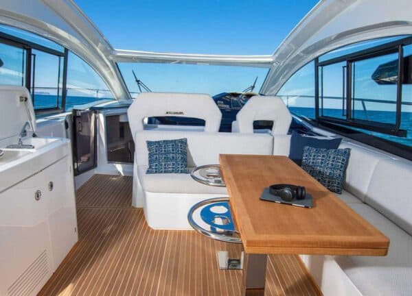 upperdeck beneteau gran turismo 45 charter mallorca