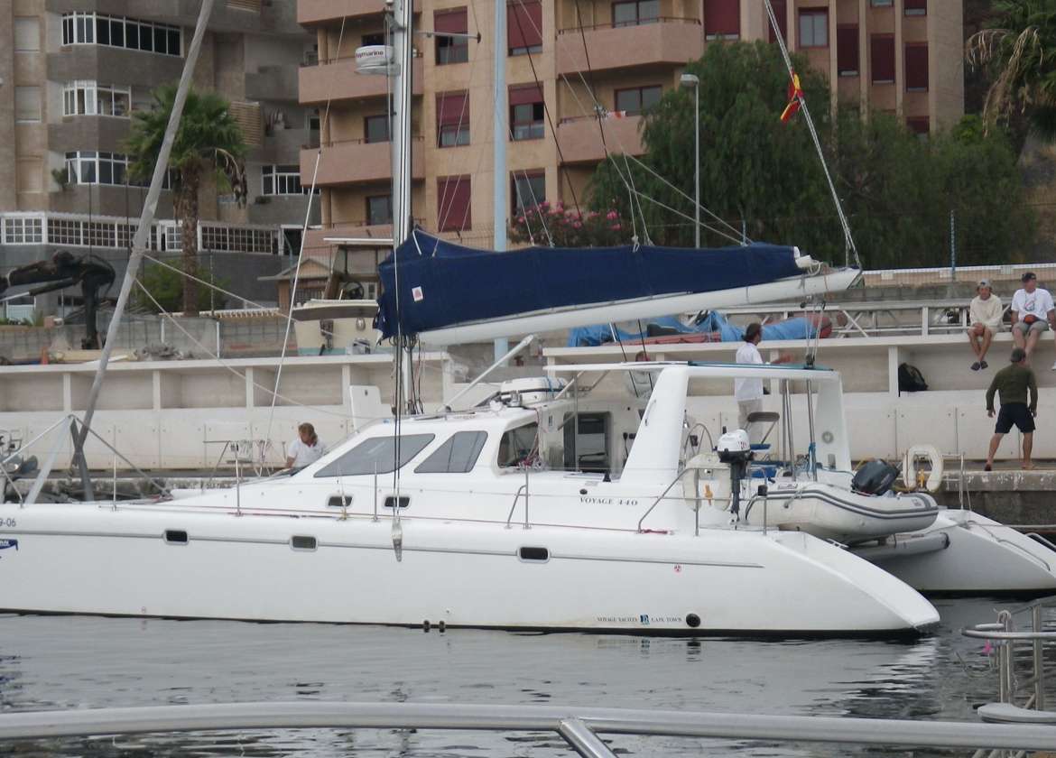 Katamaran voyage 440 charter Mallorca