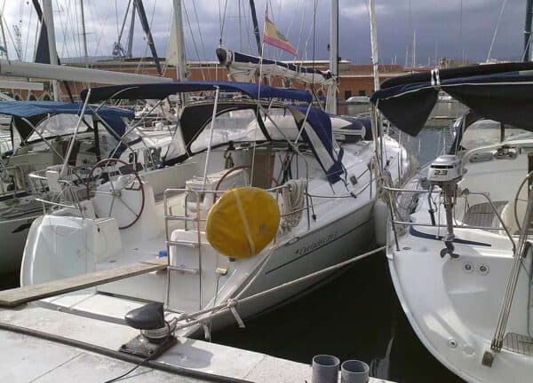 Heck Segelyacht charter cyclades 39 Mallorca