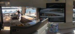 Lounge Motoryacht charter galeon 640 fly Mallorca