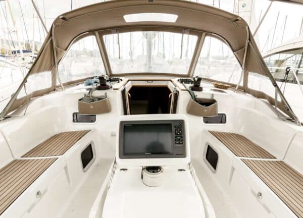 Oberdeck Segelyacht sun odyssey 519 Mallorca