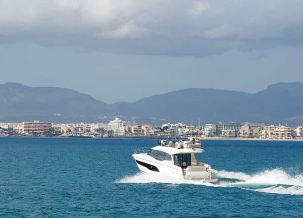 charter Motoryacht prestige 420 fly