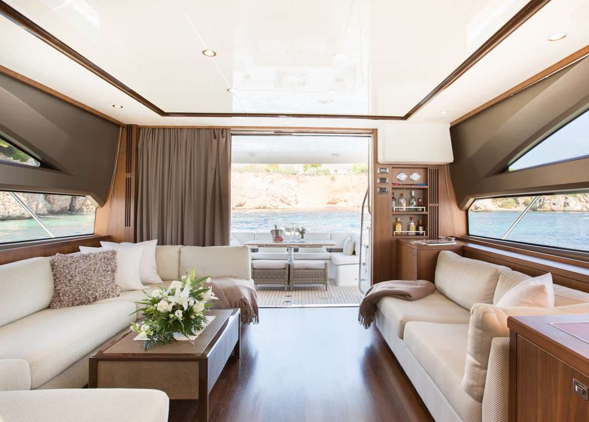 Lounge Motoryacht princess 64 mio barco