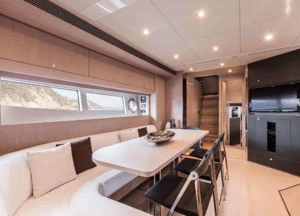 Lounge Motoryacht riva virtus 63 headquarters