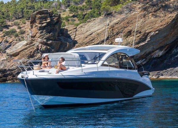 beneteau gran turismo 45 charter